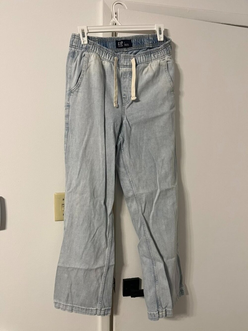 Gap High Rise Wide Leg Jeans